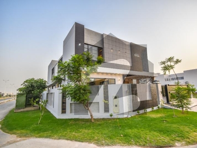 11 MARLA CORNER NEAR PARK ULTRA MODERN DESIGN HOUSE FOR SALE 70FIT ROAD PRIME LOCATION IN DHA PHASE 7 DHA Phase 7