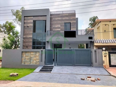 11 Marla Full Basement Luxury House For Sale In Dha Phase 4 Lahore