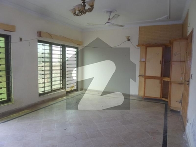 14 Marla Lower Portion available for rent in I-8/4, Islamabad I-8/4