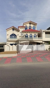 40x80 (14Marla)Brand New Modren Luxury House Available For sale in G_13 proper Main Double Road and Kashmir Highway Near Rent value 3.5 Lakh G-13