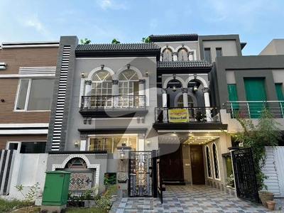 5 Marla Architect Designer house for sale hot location bahria Bahria Town Jinnah Block