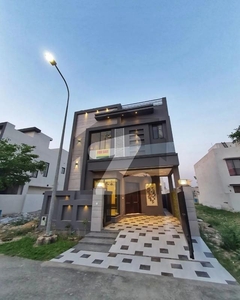 5 Marla architecture designer house available for sale Bahria Town Jinnah Block