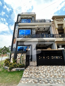 5 Marla Brand New Luxury House Available For Sale In Parkview City Lahore Park View City Executive Block