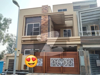 5 Marla Brand New Modern Luxury House Available For Sale In Bahria Town Lahore. Bahria Town Sector D