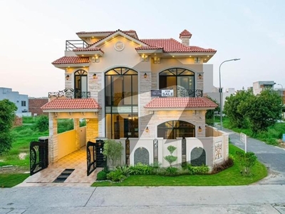 5 Marla Corner Luxury House For Rent At Prime Location DHA 9 Town
