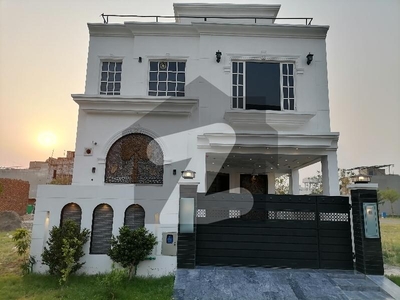 5 Marla House In Lahore Is Available For Sale DHA 9 Town