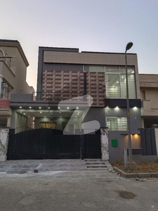8 Marla New House Available For Sale Bahria Nasheman