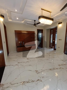8 marla upper portion for rent in sector b bahria town lahore Bahria Town Sector B