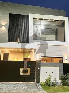 brand new 5 Marla Modern Design Luxury House Available For Rent in DHA phase 6 DHA Phase 6