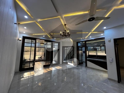 BRAND NEW LUXURY 10 MARLA HOUSE FOR SALE IN BAHRIA TOWN LAHORE Bahria Town Rafi Block