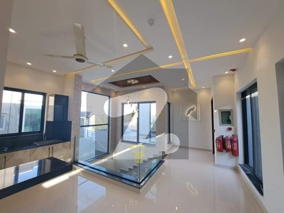 BRAND NEW MODERN HOUSE 10MARLA FOR RENT IN DHA DHA Phase 8