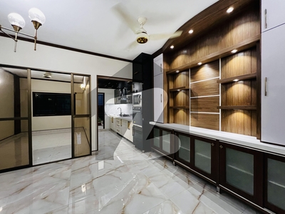 Bukhari Commercial Luxury Apartment Available For Sale Bukhari Commercial Area