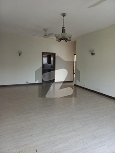 Facing Park 1 Kanal Upper Portion With Separate Gate Available For Rent In DHA Phase 6 Lahore DHA Phase 6 Block C