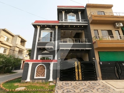Facing Park 5 Marla House Is Available In Affordable Price In Nasheman-E-Iqbal Phase 2 Nasheman-e-Iqbal Phase 2