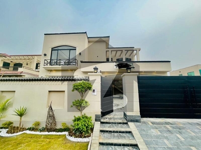 ONE KANAL BEAUTIFULL HOUSE AVAILABLE FOR RENT IN DHA PHASE 3 LAHORE DHA Phase 3