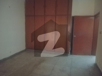 Prime Location House Is Available For Sale. Allama Iqbal Town