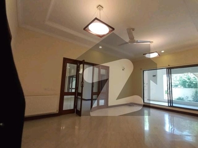 444 Sq/Yd House Portion Available For Rent In F-6, Islamabad. F-6