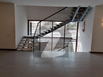 Spacious Prime Location Upper Portion Is Available In DHA Phase 5 For rent DHA Phase 5