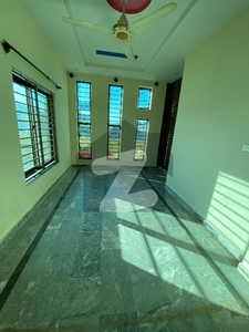 upper 2nd floor portion for rent Islamabad