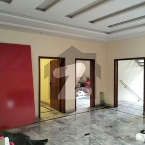 UPPER PORTION 2 KANAL IDEAL EXCELLENT GOOD CONDITION HOUSE FOR RENT IN TULIP BLOCK BAHRIA TOWN LAHORE Bahria Town Tulip Block