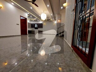 180 Sq Yards Designer Villa Up For Sale Naya Nazimabad Block C