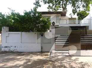 CORNER Of 1 Kanal Slightly Used Beautiful House With Basement For Sale. Tufail Road