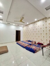 Khayyaban Colony No 2 Medina Town Faisalabad 10 Marla Brand New House For Sale 5 Master Bedroom