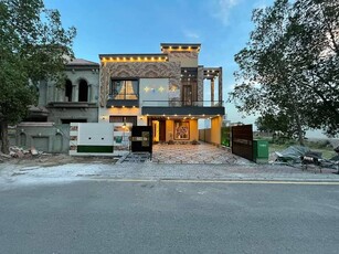 Luxurious Designer 10 Marla brand new House For Sale in Bahria Town Lahore
