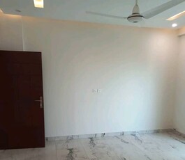 Spacious Flat Is Available In Askari 11 Sector B For Sale