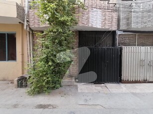 Stunning and affordable House available for sale in Pak Park Pak Park