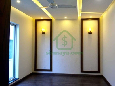 10 Marla House For Rent In Cantt Lahore