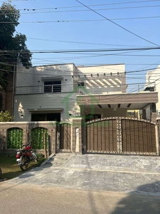 10 Marla House For Rent In Dha Phase 3 Lahore