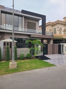 10 Marla House For Sale In Dha Phase 8 Lahore