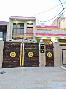 10 Marla House For Sale In Faisal Town Lahore