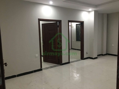 24 Marla Old Bungalow For Sale In Main Gulberg Lahore