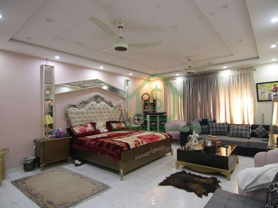 5 Kanal Luxury Farmhouse For Rent In Bedian Road Lahore