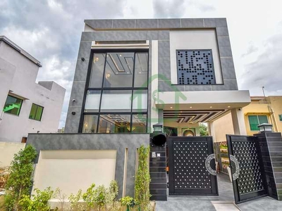 5 Marla Luxury House For Rent In Dha Phase 9 Town Lahore
