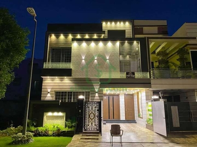 5 Marla Modern Designer House For Sale In Bahria Town Lahore