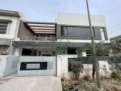9 Marla House For Sale In Dha Phase 5 Lahore