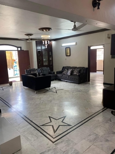 2600 Ft² Flat for Sale In Jamshed Town, Karachi