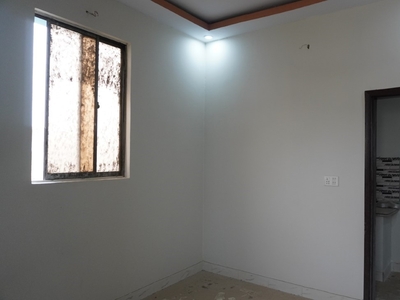 700 Ft² Flat for Sale In Surjani Town Sector 5, Karachi