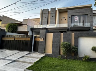1 Kanal Ultra Modern Fully Furnished Luxurious House For Sale In Pcsir 2 Very Prime Location Near To Park & Market