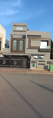 10 Marla House Is Available For Sale In Bahria Town Overseas B Extension Block Lahore. This House is as Like Dream House.