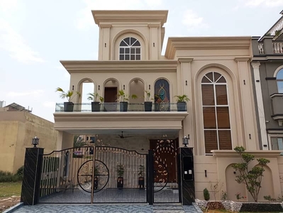 10 Marla Luxury House For Sale in Citi Housing
