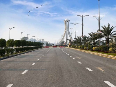5-Marla Facing Park Plot 40 Feet Road Best Opportunity for Prime Location For Sale In NewLahoreCity Near To Bahria Town Lahore