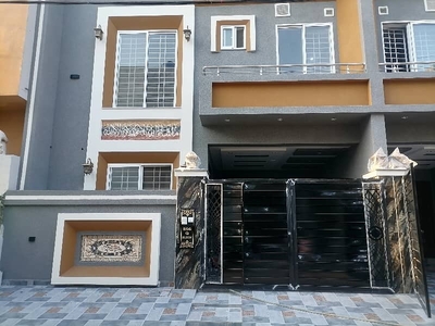 5 Marla House In Johar Town Of Lahore Is Available For sale