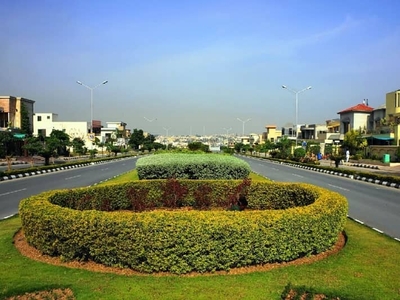 Beautiful 8 Marla Plot for Sale in C Block, Bahria Orchard Lahore.