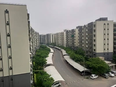 Superb View 10 Marla 3-Bed Flat On 7th Floor For Sale In Askari 11 Lahore