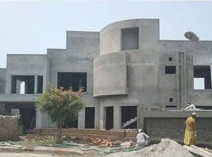 20 marla grey structre for sale in iqbal avenue canal road lahore.