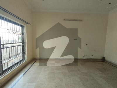 01-Kanal 03-Bedroom's Upper Portion Available For Rent. PAF Officers Colony